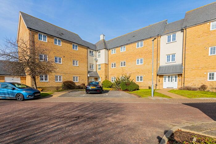 2 Bedroom Flat For Sale In Weyland Drive, Stanway, CO3