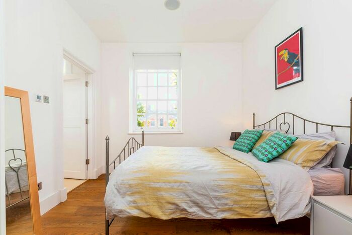 1 Bedroom Flat For Sale In Vitali Close, Roehampton, London, SW15