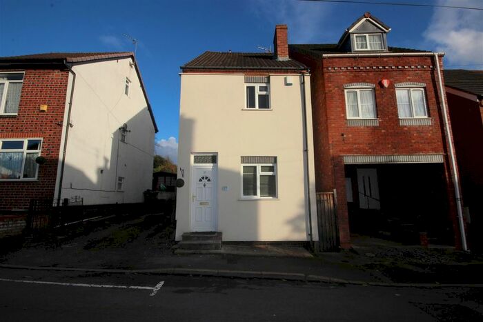 2 Bedroom Detached House To Rent In Spring Street, Lye, Stourbridge, West Midlands, DY9