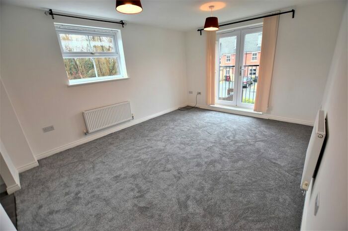 2 Bedroom Flat To Rent In Lilac Gardens, Bolton, BL3