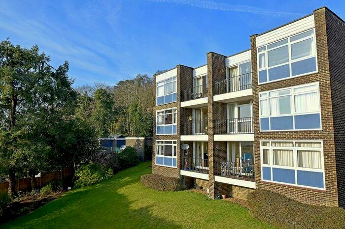 2 Bedroom Apartment To Rent In Filmer Grove, Godalming, GU7