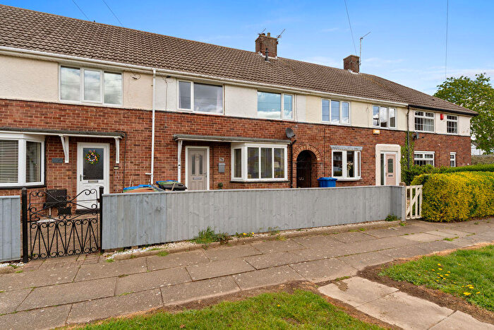 3 Bedroom Terraced House For Sale In Southwold Crescent, Scartho, DN33