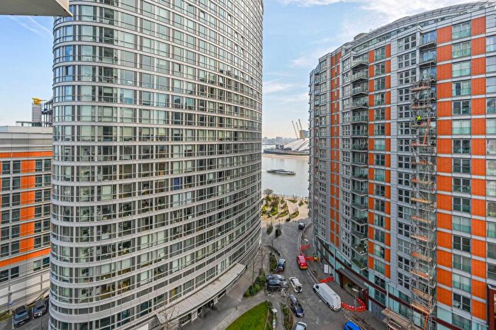 1 Bedroom Flat For Sale In Charrington Tower, Canary Wharf, London, E14