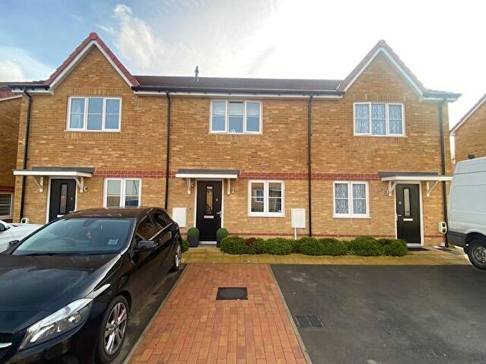 2 Bedroom House To Rent In Maiden Road, Rainham, Gillingham, ME8