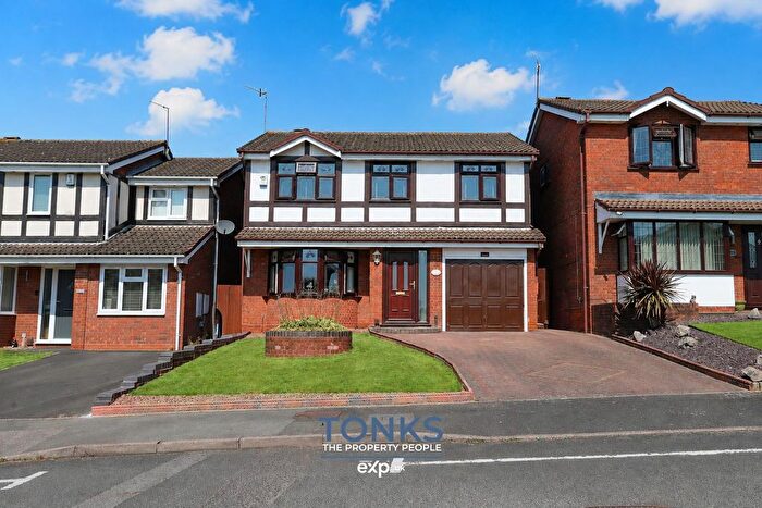 4 Bedroom Detached House For Sale In Stratford Close, Dudley, DY1