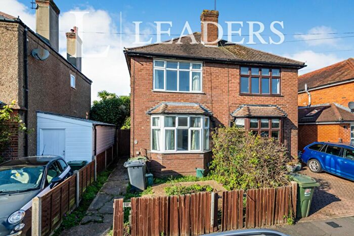 3 Bedroom Property To Rent In Percy Road, Guildford, GU2