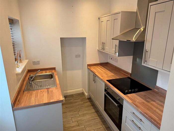 2 Bedroom Semi Detached House To Rent In Waterlees Road, Wisbech, PE13