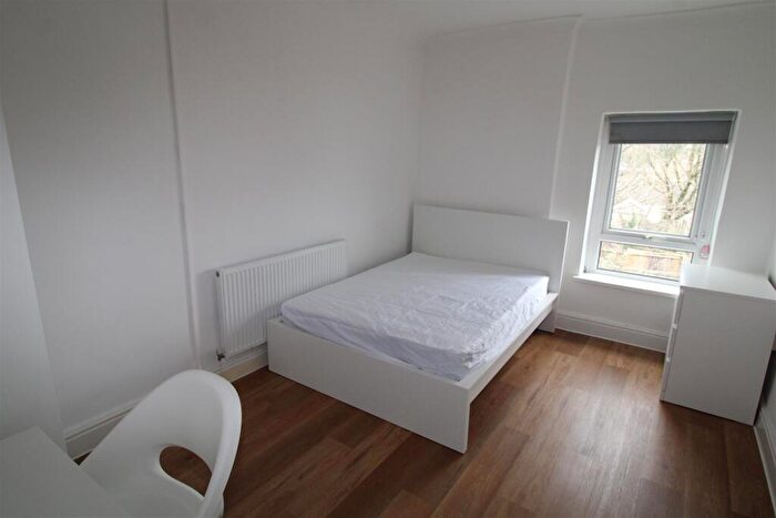 House To Rent In Queen Street, Treforest, Pontypridd, CF37