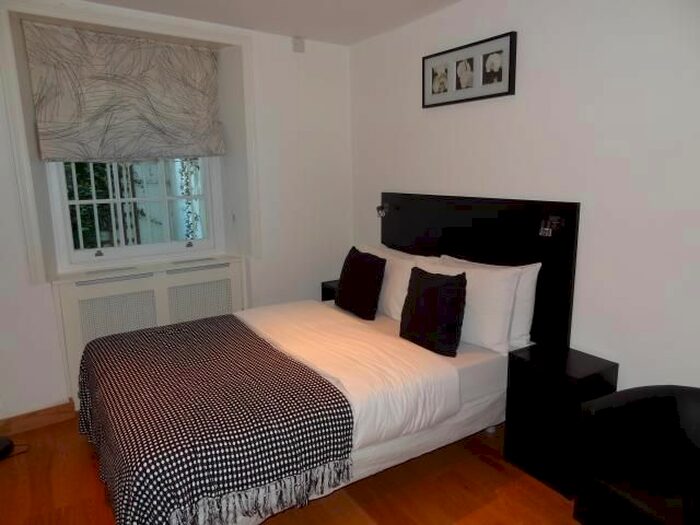 Studio To Rent In Cartwright Gardens, London, WC1H
