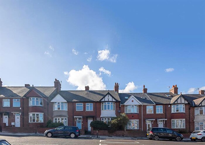 3 Bedroom Terraced House For Sale In Wingrove Road, Fenham, Newcastle Upon Tyne, NE4