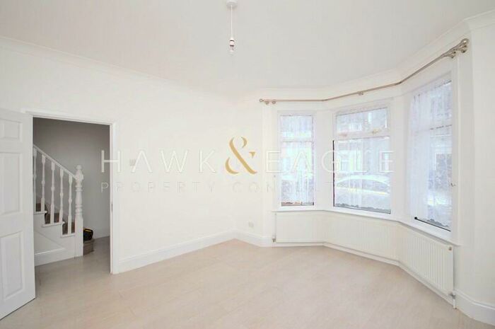 3 Bedroom Terraced House To Rent In Henley Road, Ilford, Essex., IG1