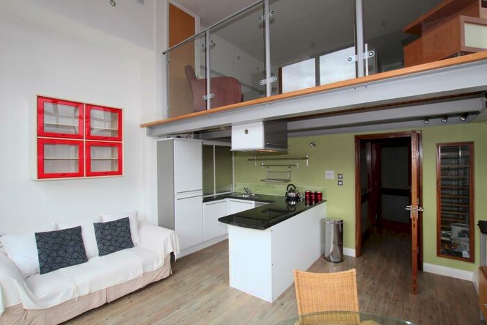 2 Bedroom Flat To Rent In Crusader House, Thurland Street, Nottingham, NG1