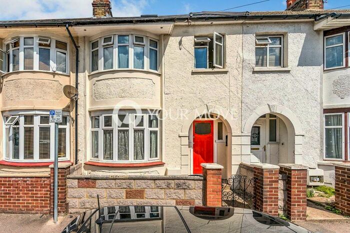 1 Bedroom Terraced House To Rent In Trinity Road, Gillingham, Kent, ME7