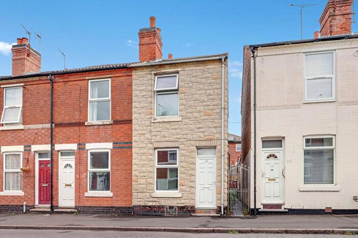 2 Bedroom End Of Terrace House For Sale In Lichfield Road, Nottingham, NG2