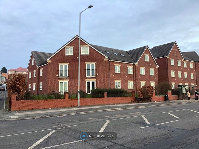 2 Bedroom Flat To Rent In Abernethy Street, Horwich, Bolton, BL6