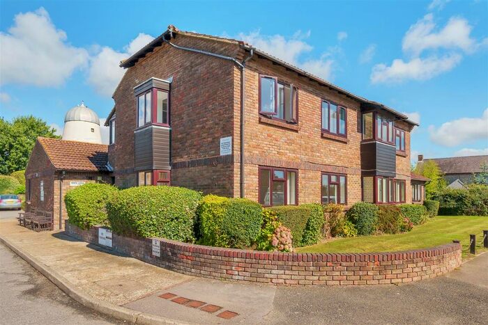 1 Bedroom Property For Sale In Pagham Road, Nyetimber, Bognor Regis, PO21