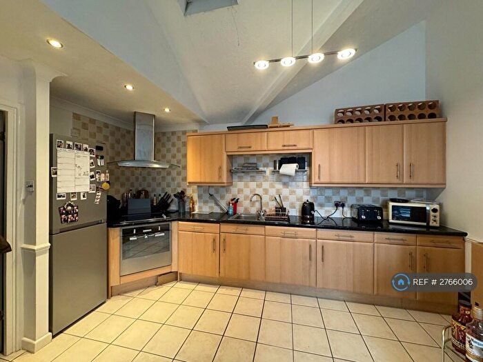 1 Bedroom Flat To Rent In Castle Street, Plymouth, PL1