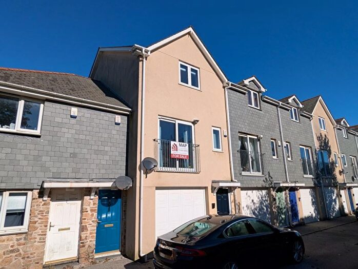 3 Bedroom Property For Sale In West Charles Street, Camborne - Tucked Away Position, TR14