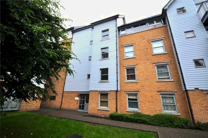 3 Bedroom Apartment To Rent In Bingley Court, Canterbury, Kent, CT1