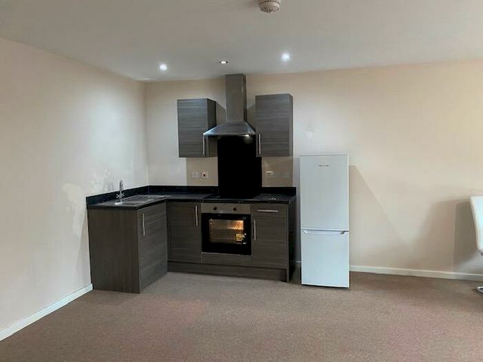 1 Bedroom Apartment To Rent In Metropolitan House, Brindley Road, Manchester, Greater Manchester, M16