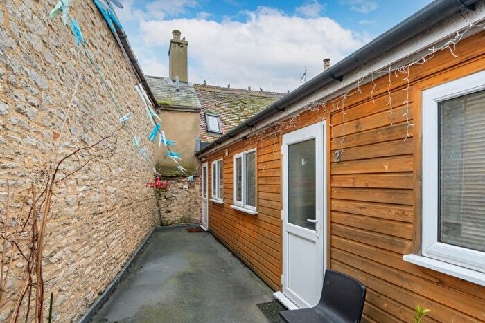 1 Bedroom Flat To Rent In Cherrys Yard, Backway Road, Bicester, Oxfordshire, OX26