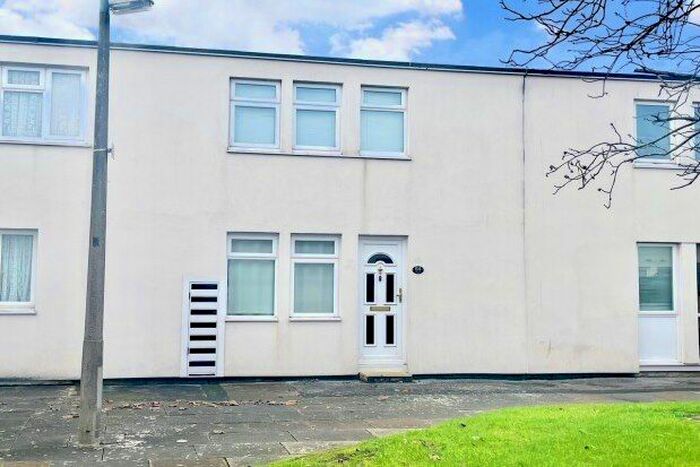 3 Bedroom Property To Rent In Magennis Close, Gosport, PO13