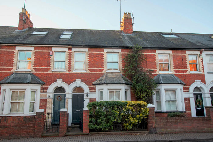 3 Bedroom Terraced House To Rent In Kings Road, Henley-on-Thames, RG9