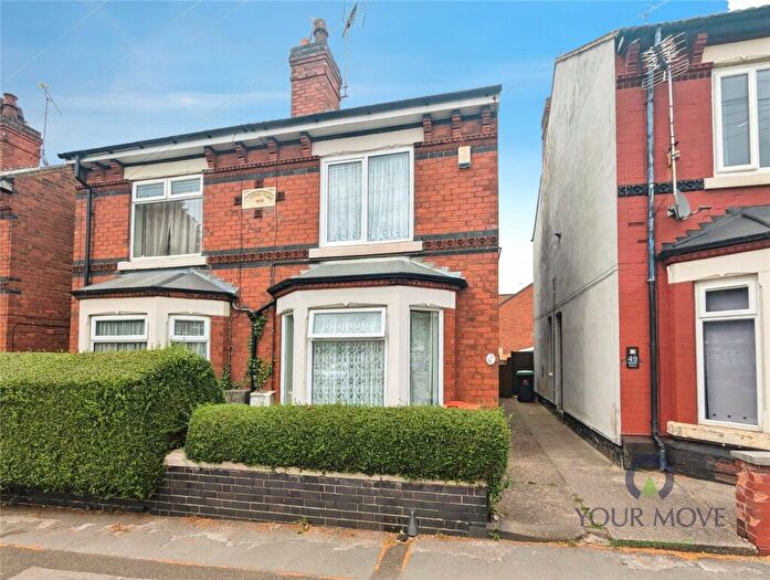 3 Bedroom Semi-Detached House For Sale In Diamond Avenue, Kirkby-in-Ashfield, Nottingham, Nottinghamshire, NG17