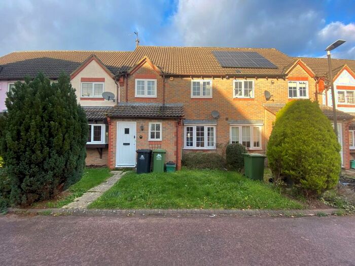 3 Bedroom Terraced House For Sale In Cullingham Close, Staunton, GL19