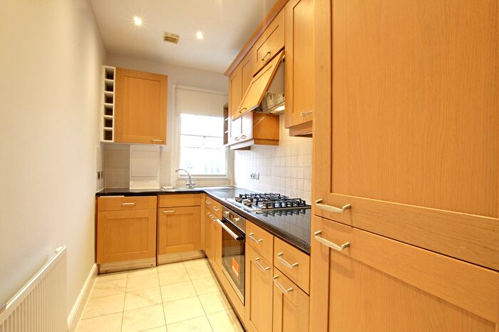 2 Bedroom Flat To Rent In Curwen Road (), London, W12