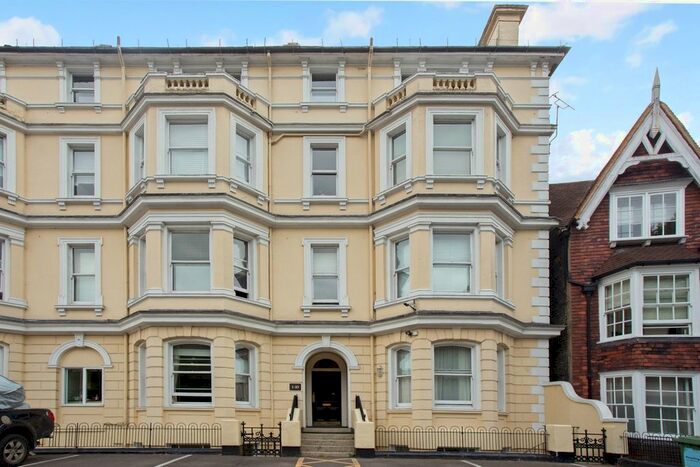 2 Bedroom Flat To Rent In London Road, Tunbridge Wells, TN1
