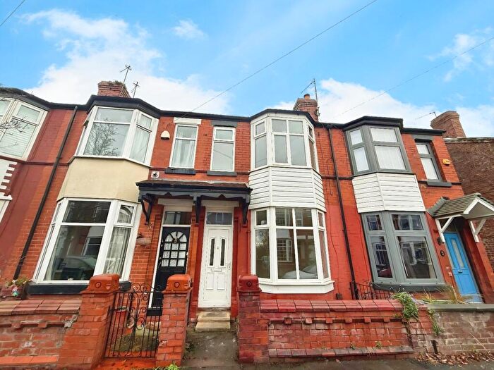 2 Bedroom Terraced House To Rent In Field Bank Grove, Levenshulme, M19