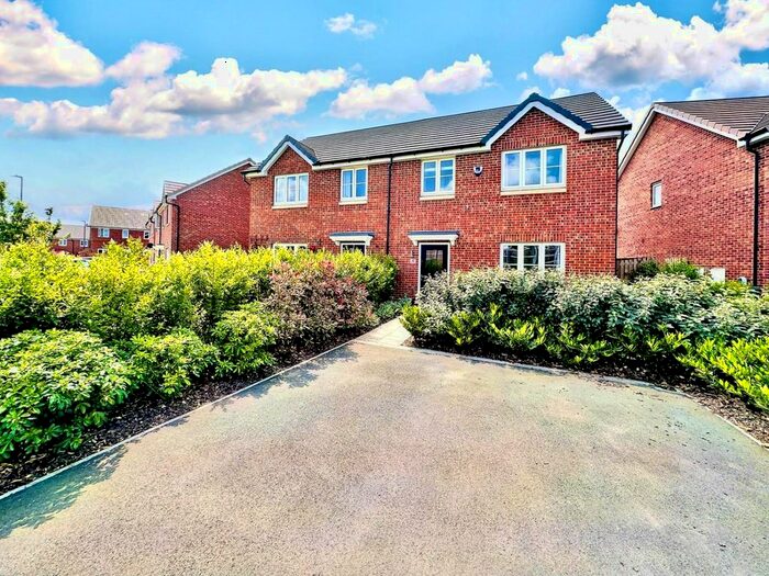 3 Bedroom Semi-Detached House For Sale In Skipper Crescent, Sherburn In Elmet, Leeds, LS25