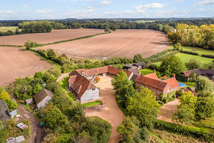 4 Bedroom Barn Conversion For Sale In West End Farm Barn, Mattingley, RG27
