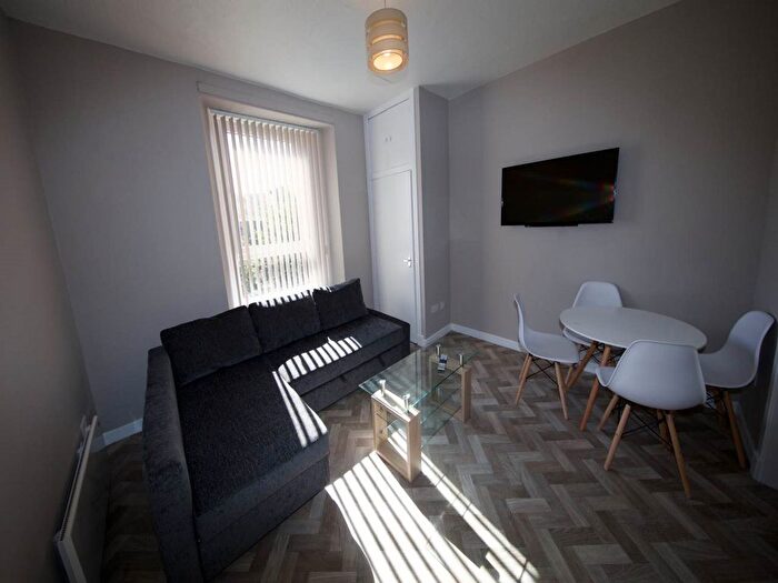 1 Bedroom Flat To Rent In Pitfour Street, Dundee, DD2