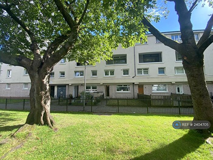 4 Bedroom Maisonette To Rent In Hmo Glenfinnan Drive, Glasgow, G20