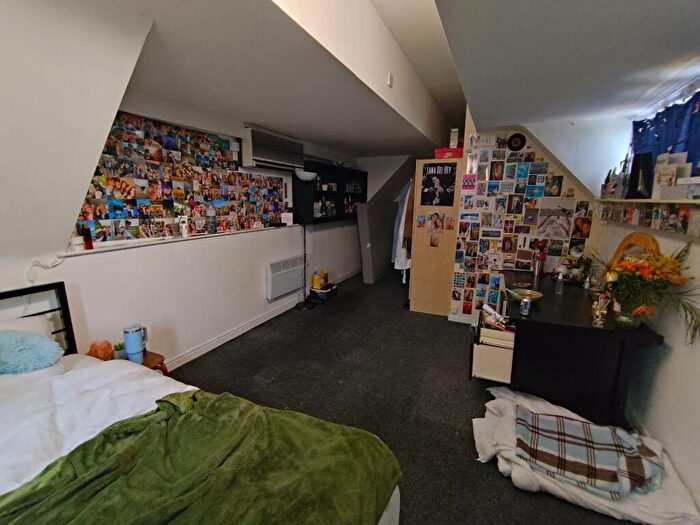 5 Bedroom House To Rent In City Road, Roath, Cardiff, CF24