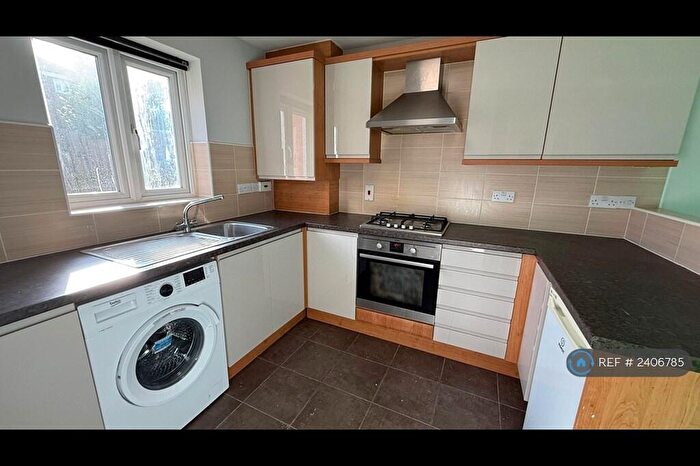 2 Bedroom Flat To Rent In Cottams Close, Wigston, LE18