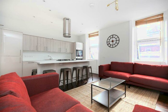 6 Bedroom Flat To Rent In Heaton Road, Heaton, Newcastle Upon Tyne, NE6