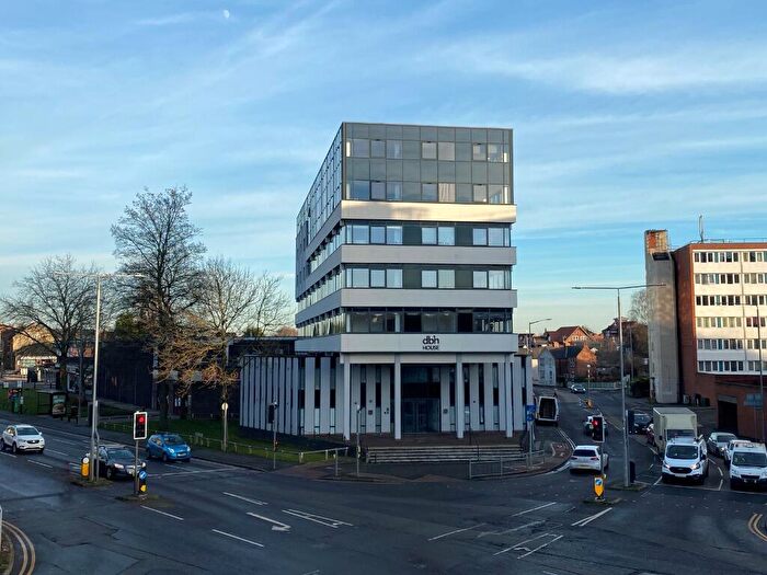 2 Bedroom Flat For Sale In Carlton Square, Carlton, Nottingham, NG4