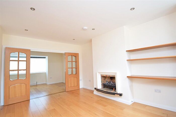 5 Bedroom Semi-Detached House To Rent In Albury Drive, Pinner, HA5