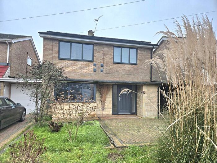 4 Bedroom Detached House To Rent In Somerton Road, Ardley, OX27