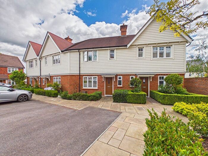 3 Bedroom Terraced House For Sale In Gatehouse Mews, Horsham, RH12