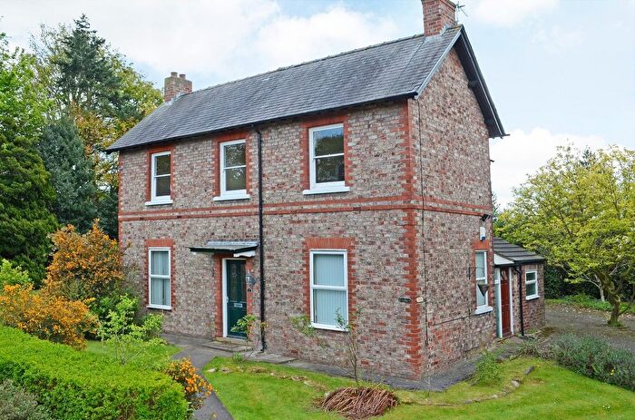 2 Bedroom Flat To Rent In Croftway, Acomb Green, York, YO26