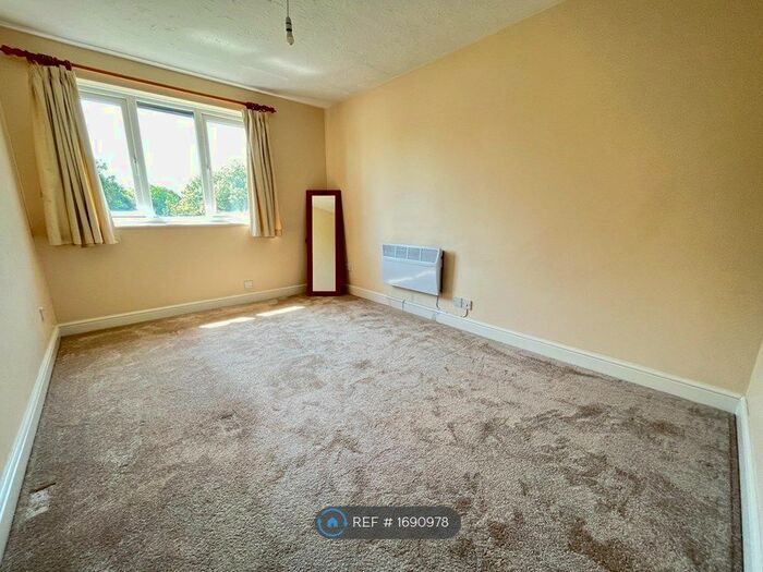 1 Bedroom Maisonette To Rent In Villiers Place, Boreham, Chelmsford, CM3