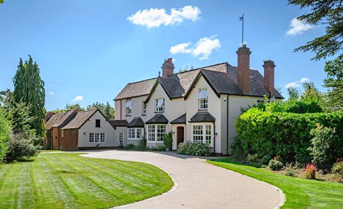 5 Bedroom House For Sale In Grove Road, Knowle, B93