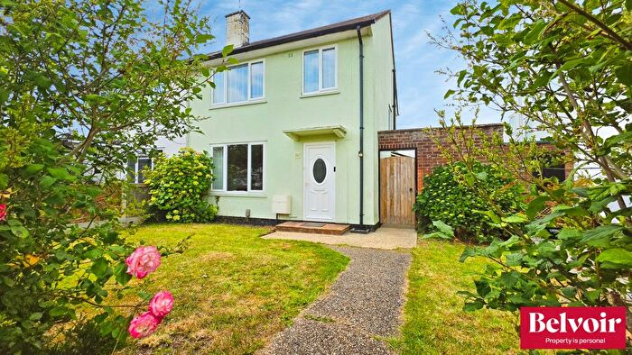 3 Bedroom Semi-Detached House To Rent In Avon Road, Chelmsford, Essex, CM1