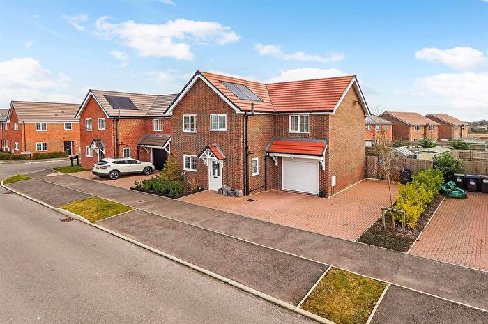 4 Bedroom Detached House For Sale In Gardner Avenue, Ludgershall, Andover, SP11