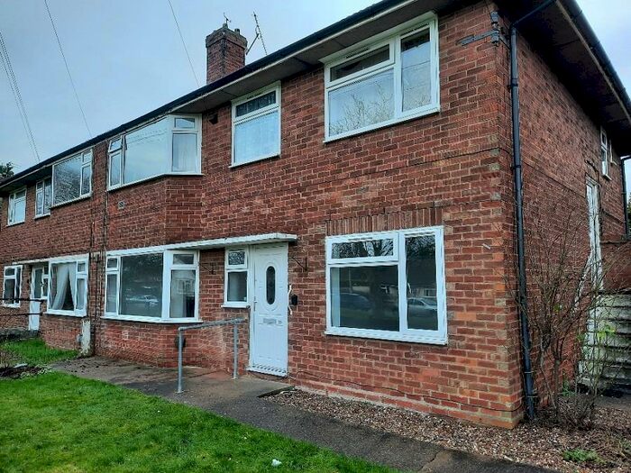 2 Bedroom Flat To Rent In Woodview, Edwalton, Nottingham, NG12