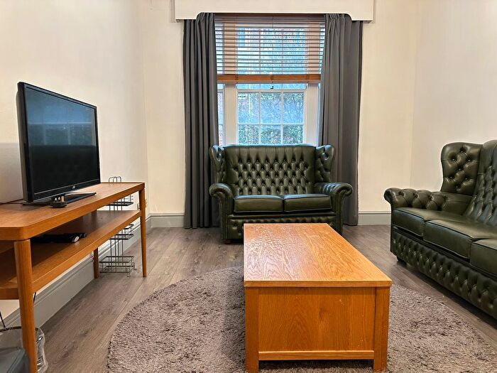 2 Bedroom Flat To Rent In Princess Court, Queensway, London, W2